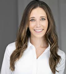 Marissa Solomon's Instagram, Twitter & Facebook