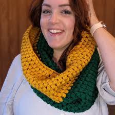 Crochet Puff Stitch Cowl in Mustard and Kelly Green