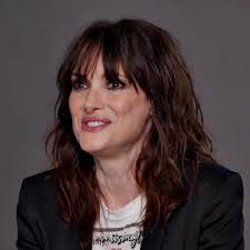 Laura Buxton's Instagram, Twitter & Facebook