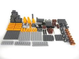 REVIEW: 70010 Lion CHI Temple