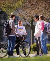 Olivet The Magazine; Strength &amp; Hope