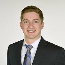 The University of Illinois Urbana-Champaign has been named to Forbes list  of Public Ivies 📚 More: https://lnkd.in/ds5D6M8g.