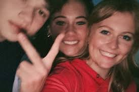 hey! i'm elle lancaster and im from new glarus wisconsin! i am planning to  study something in the business field. in my free time i enjoy being with  friends, going out, shopping,