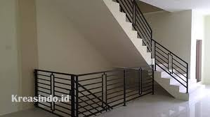 Selain itu, pagar besi minimalis ini juga membutuhkan biaya yang relatif mahal karena lebih sulit dikerjakan. Harga Railing Balkon Besi Minimalis Railing Besi Kombinasi Kaca Railing Besi Plat Cutting Laser Railing Balkon Besi Tempa Dan Pintu Tangga Besi Terbaru Harga Upadate Maret 2021