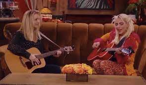 Lady gaga has joined lisa kudrow to sing the famous friends song 'smelly cat'. Wshio7zgrw8ssm