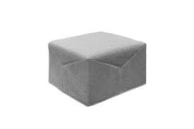 La larghezza che ha il materasso di un letto una piazza e mezza pu� essere compresa tra 110 e 125 cm. Pouf Letto Y Pouf Letto Perdormire