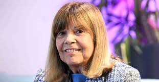 Read chantal goya's bio and find out more about chantal goya's songs, albums, and chart history. Chantal Goya Comment Vivent Actuellement Ses Deux Enfants Jean Paul Et Clarisse