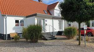 Um die europäische kulturlandschaft schlesien und seine kultur und wechselvolle geschichte weiter ins blickfeld zu rücken begibt sich haus schlesien auf reisen. Ferienhaus Kellenhusen Haus Anglea Haus Andy Haus Aenne