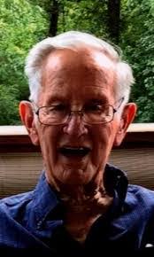 Daniel Tubb's Instagram, Twitter & Facebook