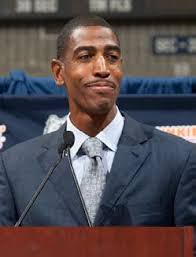 2012-13 CONNECTICUT BASKETBALL