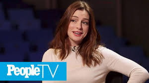 See more of anne hathaway on facebook. Anne Hathaway Opens Up About Dealing With Insecurity And Anxiety Peopletv Youtube