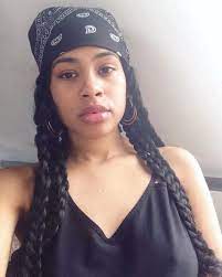 Chunky Box Braids With Bandana Chunky Box Braids Box Braids Hairstyles Blonde Box Braids