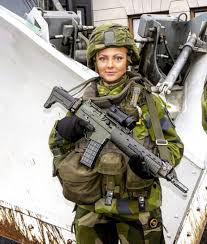 Fler artiklar hittar du i följande artikelserier: Forsvarsmakten Military Girl Female Soldier Military Women