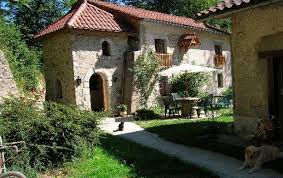 Ancien Moulin A Eau Au Bord De La Credogne Reammenage Avec Piscine Jacuzzi Sauna Puy Guillaume