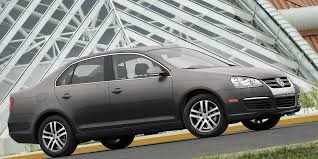 2009 volkswagen jetta tdi diesel rated at 41 mpg highway starts at 22 640 2009 volkswagen jetta tdi diesel rated