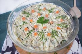 31 mai 201510 octombrie 2020. Salata De Macrou Afumat Cu Iaurt Grecesc Foodieopedia