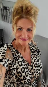 Experienced hairstylist in Villa Rica