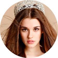 Natalie Blakley's Instagram, Twitter & Facebook