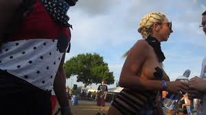 Biggest slut in a rave party - Voyeurs HD