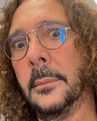 El Show de Oscar Burgos Tv