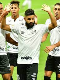 Jun 04, 2021 · o santos enfrenta o ceará neste sábado, 05 de junho, às 21h00, pelo campeonato brasileiro série a. Santos Vence O Ceara Em Jogo Repleto De Expulsoes