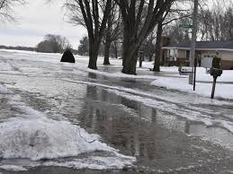 That rushing water can cause issues make sure the snow is shoveled away from the foundation, make sure the water has a path away from the home, and make sure. Rain Melting Snow Causes Flooding In Cedar Falls North Cedar Neighborhood Local News Wcfcourier Com