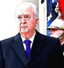 Balladur became premier after conservative parties, including his own gaullist rally for the republic. Edouard Balladur Le Theoricien De La Cohabitation Le Blog De Sylvain Rakotoarison