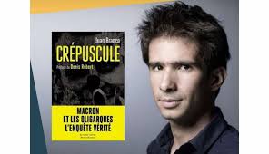 Crépuscule de juan branco, version livre de poche 10/2019.l'auteur l'a diffusé librement le 9/10/2019 Juan Branco Https Media Gqmagazine Fr Photos 5d8b2d271c594a0008b586c0 Master Pass Main Jpg