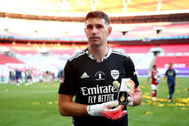 Emiliano Martinez Drops Arsenal Transfer Bombshell Football London