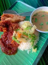 Namun, pada umumnya makanan ini di konsumsi banyak orang yang berasal dari. Yun On Twitter Lontong Kering Kan Nii Takda Kuah Lemak Tuuu Sedapnyaaaaa
