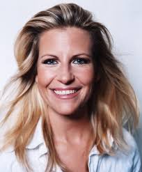 Highlights aus der ard mediathek. Isabella Muller Reinhardt Tv Moderatorin Moderatorenxxl