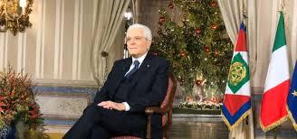 «l'impatto della pandemia aggrava ancor di più la critica condizione di quanti, a causa di conflitti o per la violazione di diritti fondamentali, sono costretti. Mattarella Video Discorso Fine Anno Video Messaggio Capodanno 2020 Il Testo