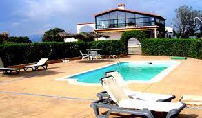 Si quieres hacer turismo rural en extremadura, en ruralzoom encontrarás un gran abanico de opciones para alojarte, así como restaurantes donde reservar y actividades fantásticas para vivir experiencias inolvidables. Las 15 Mejores Casas Rurales En Extremadura La Espiga Digital