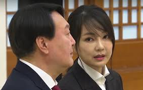Wisdom21@newsis.com 국민의힘 당대표 후보인 이준석 전 최고위원은 31일. ë²•ì› ìœ¤ì„ì—´ ë¶€ì¸ íšŒì‚¬ ë‚˜ê²½ì› ìžë…€ì˜í˜¹ ì••ìƒ‰ì˜ìž¥ ëª¨ë' ê¸°ê°