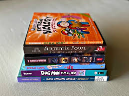 They are chapter books and are good for 10 year olds, and have enough pictures to interest a five. Awesome Book Series For 10 12 Year Old Boys Desert Chica