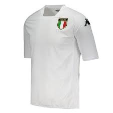 A itália foi campeã mundial em 1934, 1938, 1982 e 2006. Camiseta Kappa Italia 2002 Kombat Branca Futfanatics