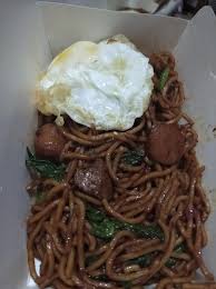 Mee goreng mamak is the indian version fried noodles that is also sweet savoury and spicy all at the same time! 28 8 2020 Sarapan Pagi Mee Goreng Nasi Kerabu Legend Sri Timur ÙÙŠØ³Ø¨ÙˆÙƒ