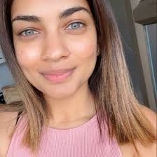 Caitlin Esha Lee🌻 (caitlineshalee)