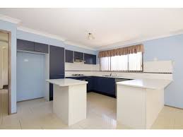 3 rock lilly close, worrigee nsw 2540