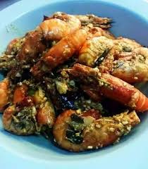 Tips memilih udang yang segar ketika memilih udang masih berkilat dan tekan sedikit udang. Resep Masak Udang Galah Dengan