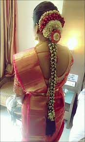 Bridal Hairstyles 38 Gorgeous Looks For This Wedding Season Indian Bridal Hairstyles South Indian Wedding Hairstyles Indian Bride Hairstyle