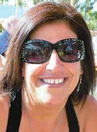 Amy Yoho's Instagram, Twitter & Facebook