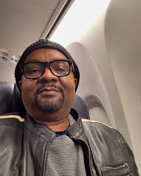 Freddie Fox Artist Page