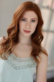 Miranda Savage's Instagram, Twitter & Facebook