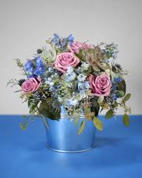 Give Your December Birthdays An Arrangement Inspired By Their Birthstone Http Www Inbloomflorist Com Occas Flower Delivery In Bloom Florist Birthday Flowers