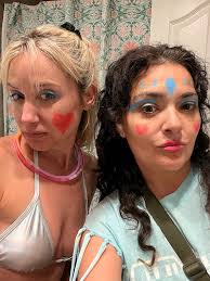 Happy Birthday to the one and only Isabel Arias 🥳Hope you are having the  best day in the middle of the ocean! Love you soooo much and can't wait to  see you