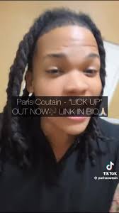 "ROBBED" IN KFC. WATCH UNTIL THE END., Video by @pariscoutain/TikTok
