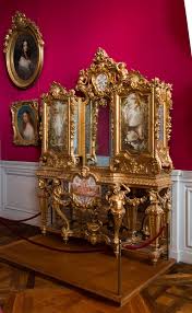 Ersan Elman Adli Kullanicinin Ahsap Heykel Panosundaki Pin Barok Mobilya Antika Mobilya Mobilya Fikirleri