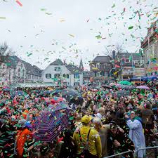 Damit ist jetzt ein für alle mal schluss. Altweiber 2016 In Ratingen Reise Inspiration Bilder Rosenmontag