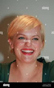 Elisabeth moss hi-res stock photography and images